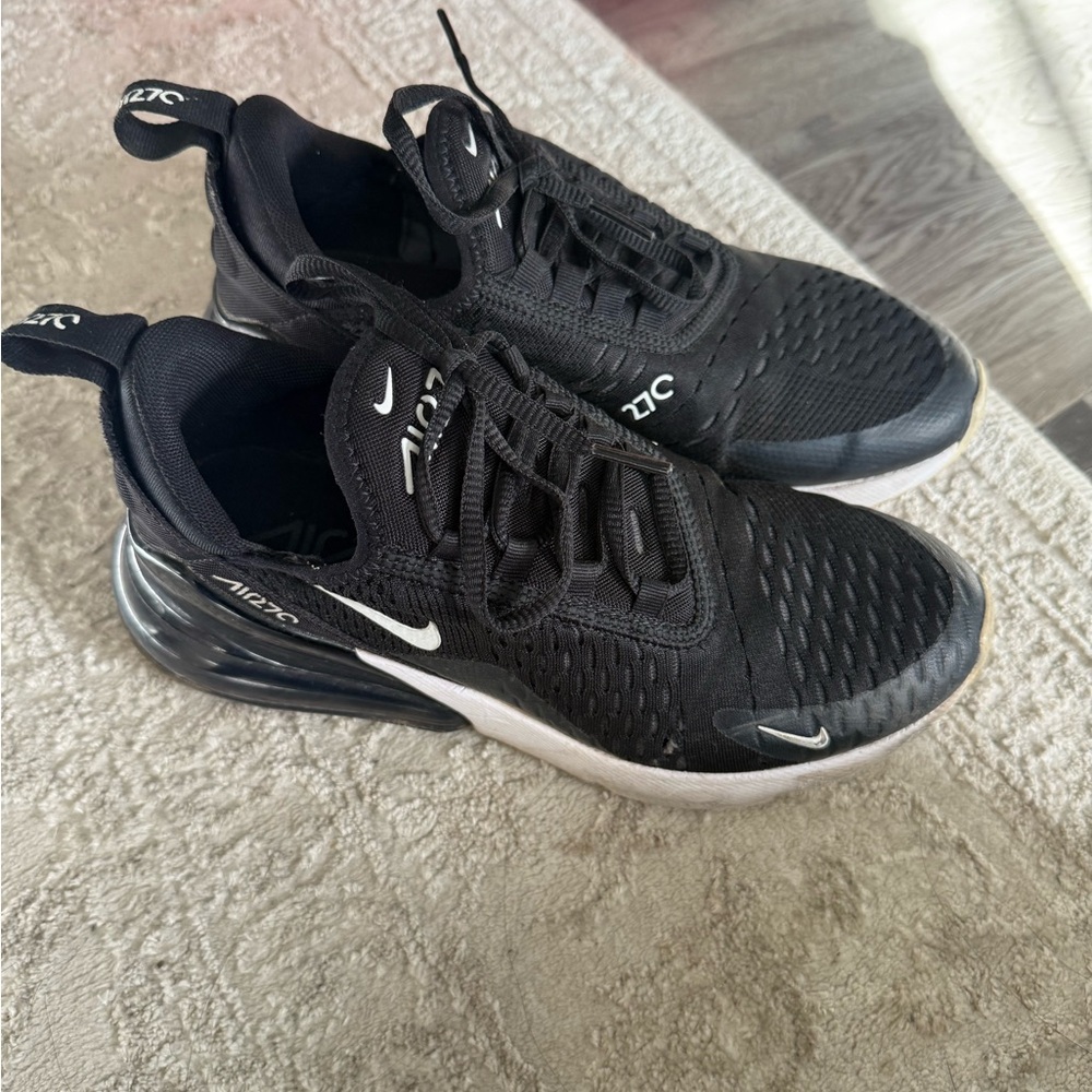 Nike Air Max 270